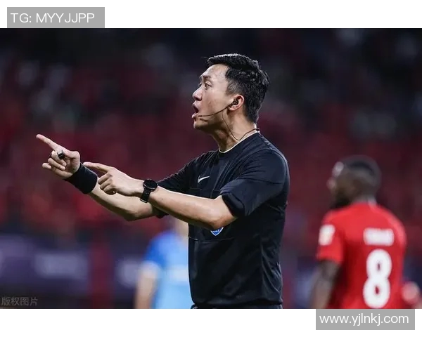 国民队与拉怒斯激战正酣谁能在这场较量中笑到最后